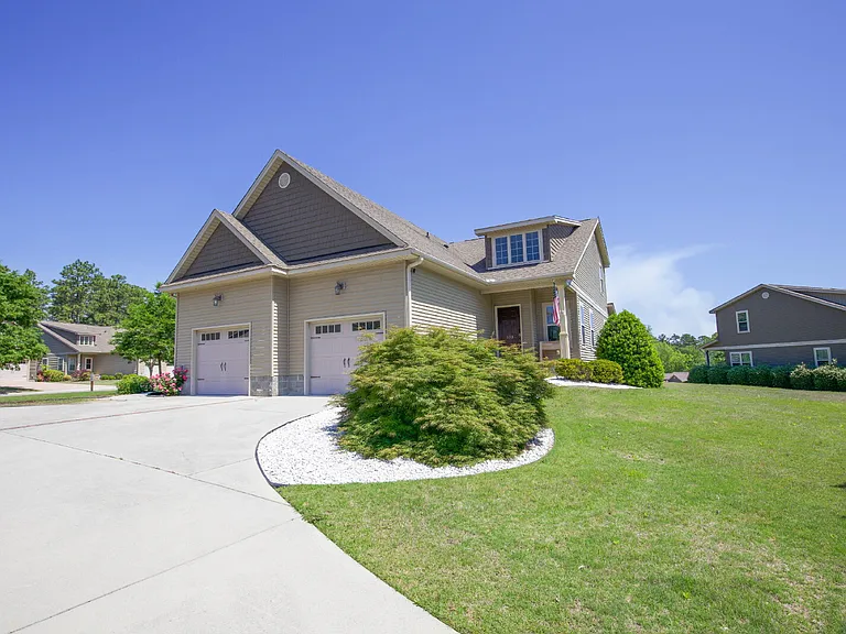 133 Cypress Cir — Photo 6
