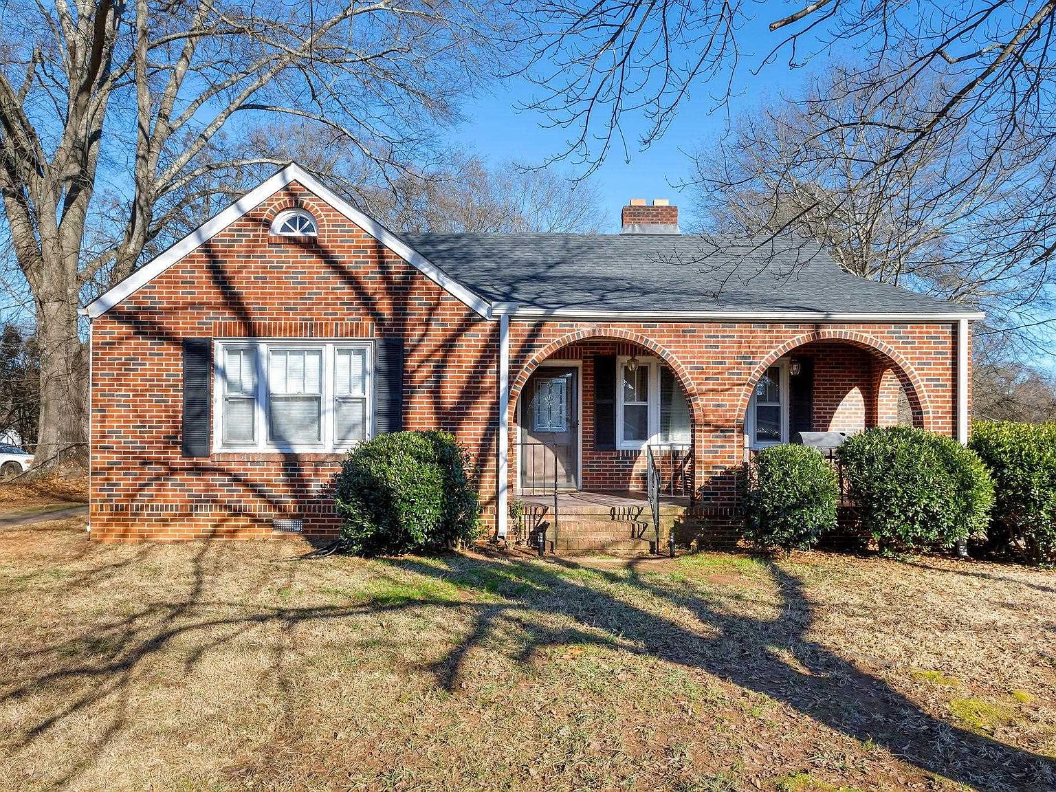 17 Dargan St, Greenville, SC 29611 Zillow