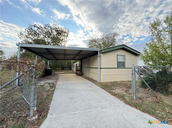 3801 Willie St, Victoria, TX 77901