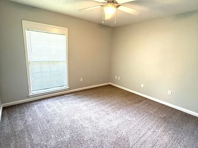 360 Oakwild Dr — Photo 10