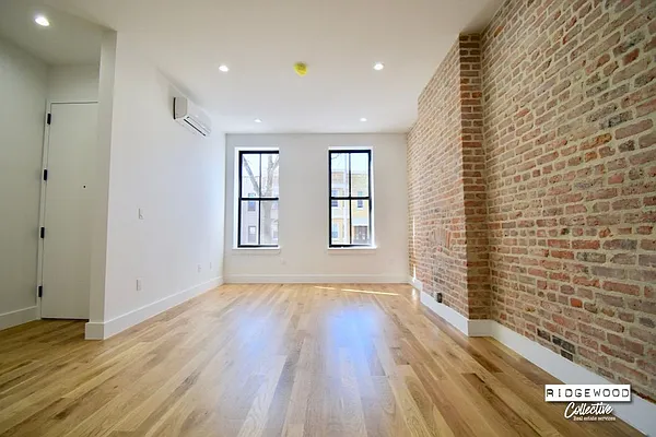 Rented by Voro NYC | media 22