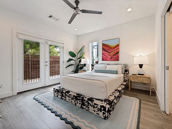 5th image of 3880 Munger Ave #6