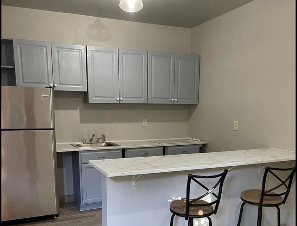 2nd image of 6138 Symphony Ln