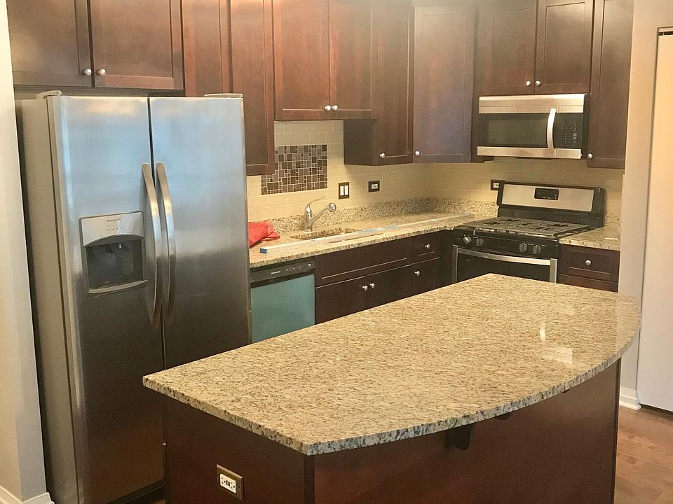 1st image of 33 W Ontario St APT 19C