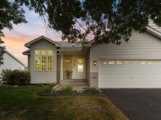 4591 19th St SW, Forest Lake, MN 55025