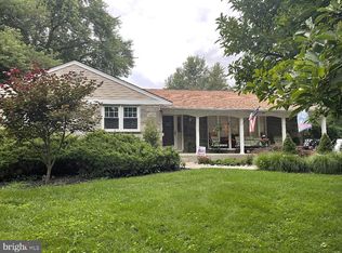 109 Parry Rd, Cinnaminson, NJ 08077