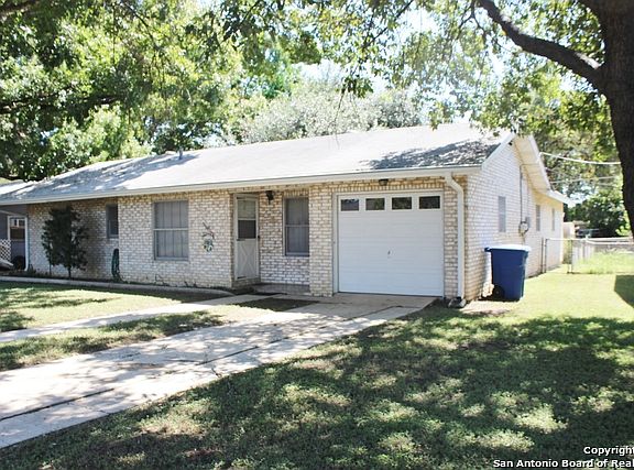 3rd image of 258 Coral Ave