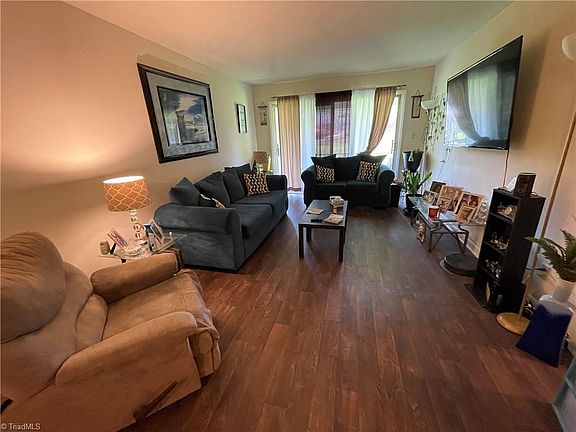 2nd image of 2815 N O'Henry Blvd APT G