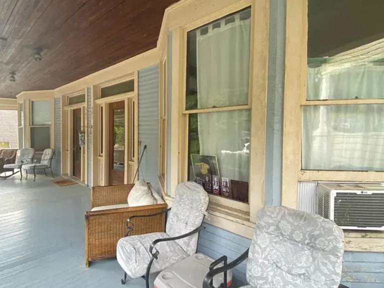 305 Maple Ave #A — Photo 4