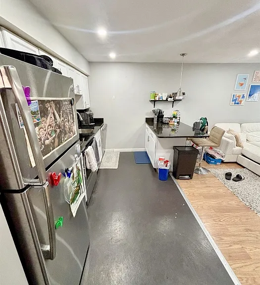 10 Roberts St #23 — Photo 2