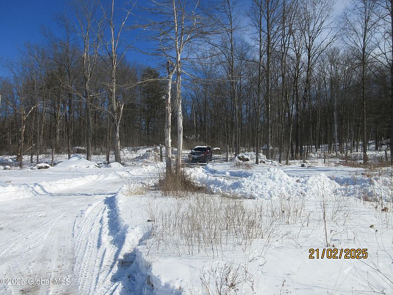 4th image of 39 Country Lane