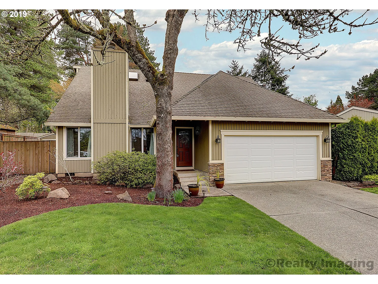 2727 SW Orchard Hill Pl photo 1