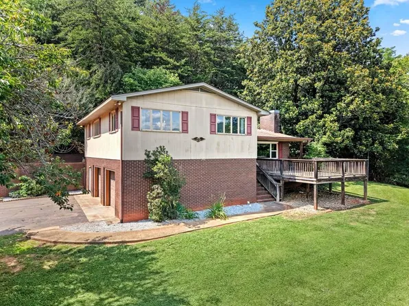 250 Brendle Rd, Franklin, NC 28734
