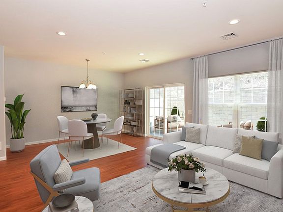 3rd image of 2800 Monticello Ln #2796
