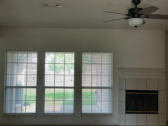 3rd image of 2303 Hickory Wood Trl