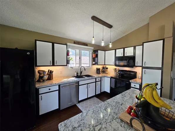 3313 Eagle Ct, Great Falls, MT 59404