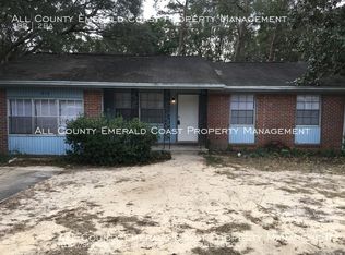 312 21st St, Niceville, FL 32578