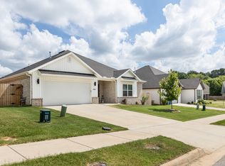5804 SW Macasin Ave, Bentonville, AR 72713