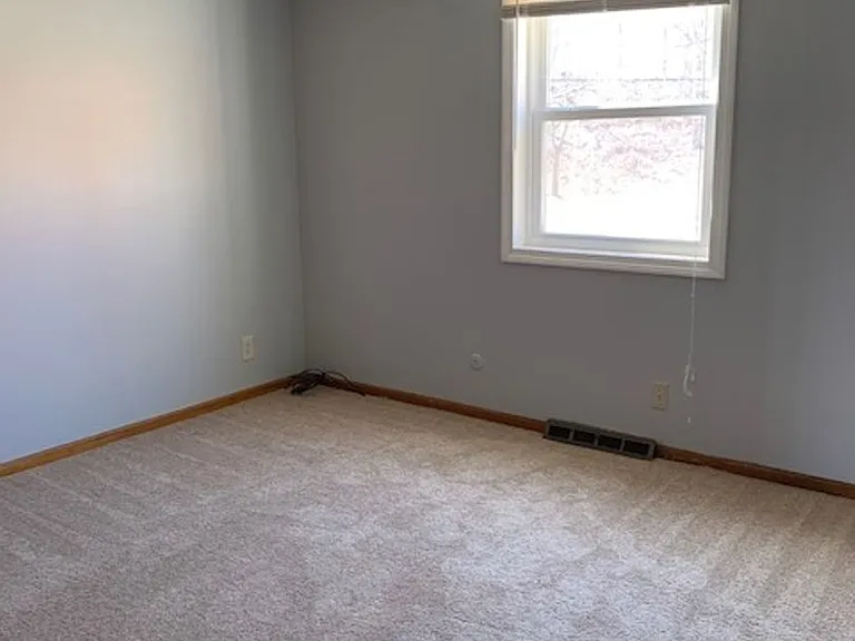 Angle-Tyler Apartments — Photo 24