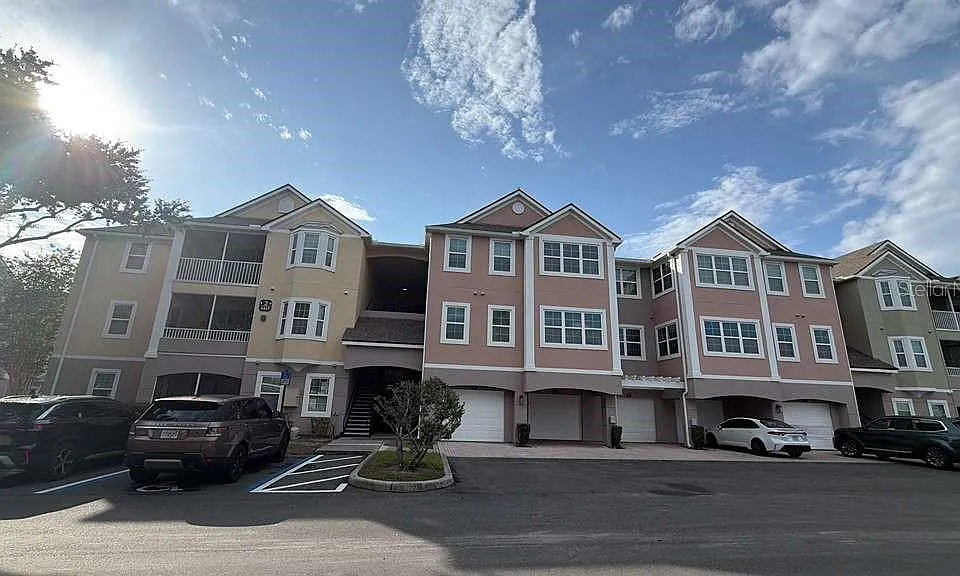 6413 Astor Village Ave #301