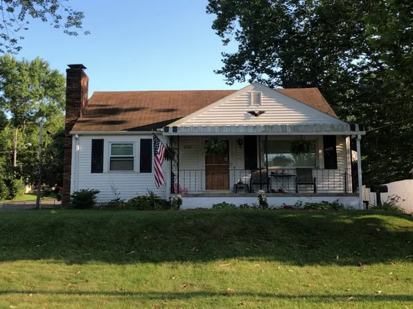 802 W Hubert Ave, Lancaster, OH 43130