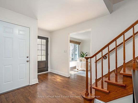 2nd image of 5193 Lakeshore Rd