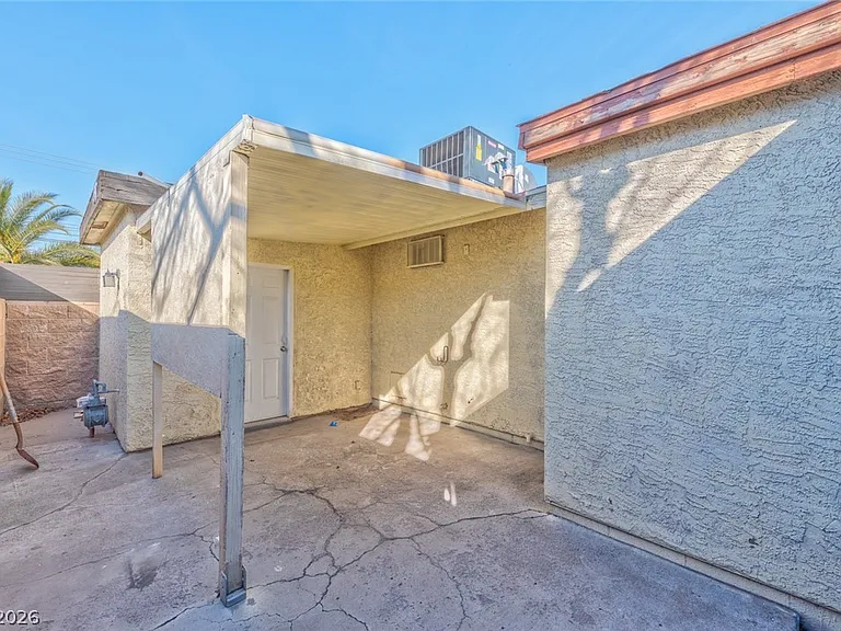 3912 Torsby Pl #NA — Photo 12