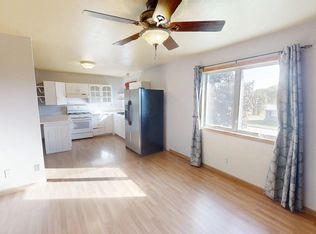 304 S Main St, Thurston, NE 68062