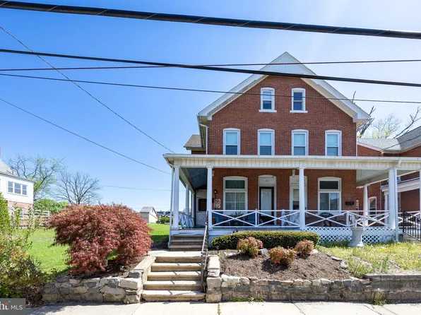 121 Jefferson St, East Greenville, PA 18041