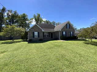 2828 Cliffside Dr, Christiana, TN 37037