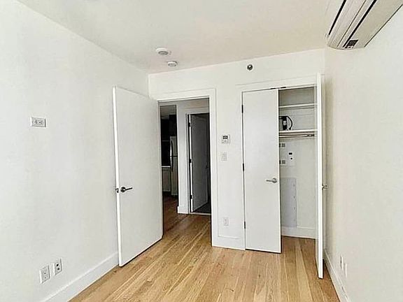 5th image of 200 Linden Blvd #8D