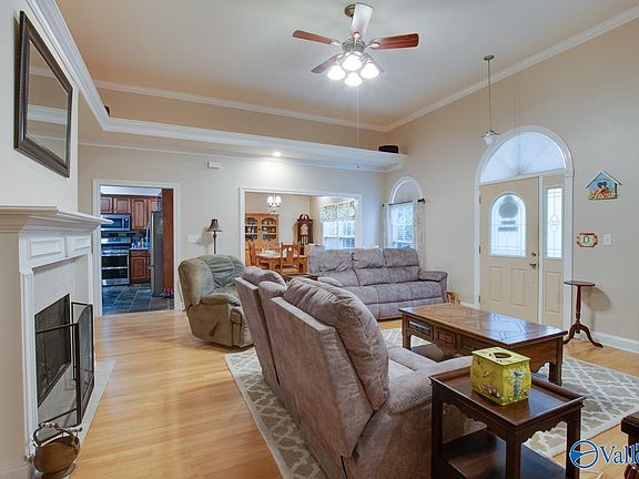 4th image of 220 Reeney Dr
