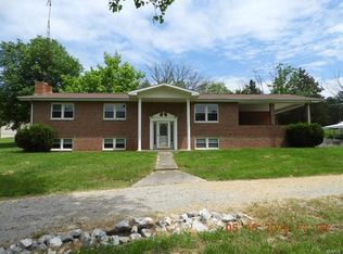 3264 Highway T, Perryville, MO 63775