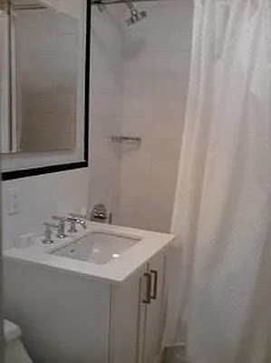 Rented by RELO REDAC INC. | media 22