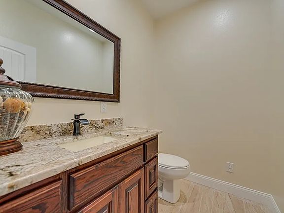 3rd image of 8408 W Larry Ln