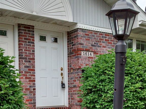 2nd image of 1614 W Tiffany Dr