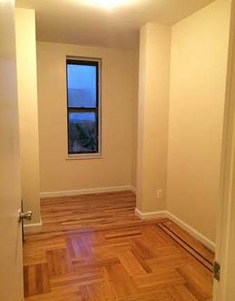 3rd image of 535 Parkside Ave APT 6E