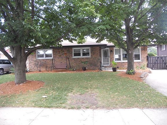 2nd image of 9715 S Menard Ave