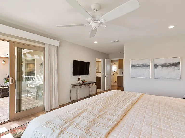 16915 Dominican Dr — Photo 13