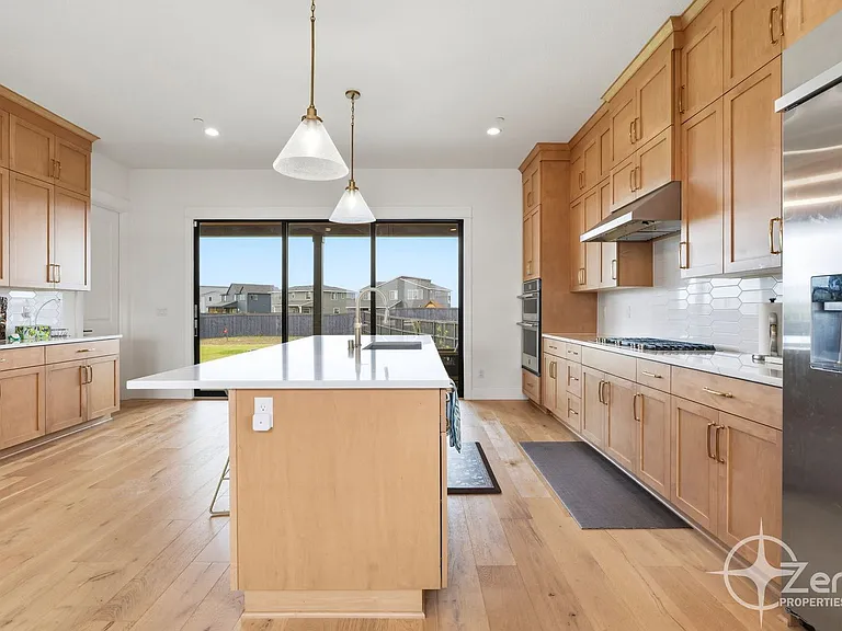 382 W Fir Loop — Photo 15