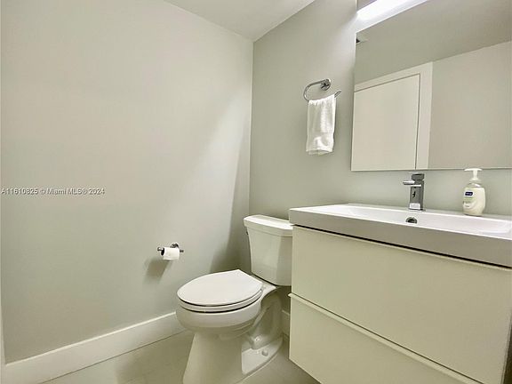 5th image of 3401 N Country Club Dr APT 303