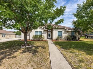1104 Windsor Ln, Forney, TX 75126