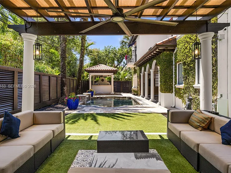 5838 SW 50th St — Photo 36