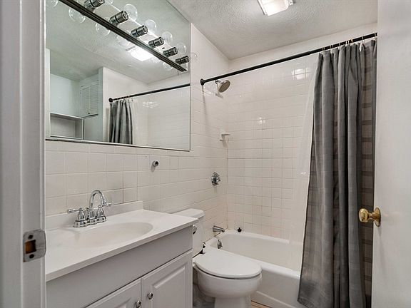 3rd image of 188 North St APT 42