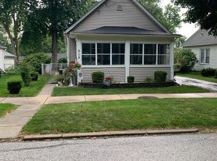 515 N Sherman St, Crown Point, IN 46307