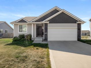 2713 NW 23rd St, Ankeny, IA 50023