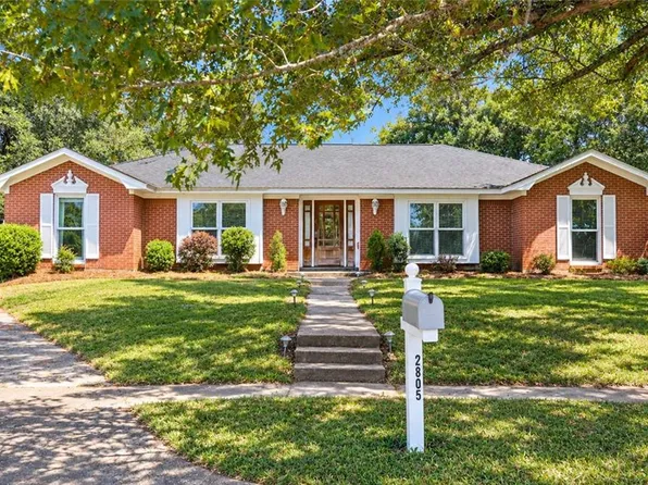2805 Westmoor Ct, Mobile, AL 36695