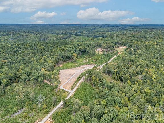 4th image of 1513 Debutary Rd