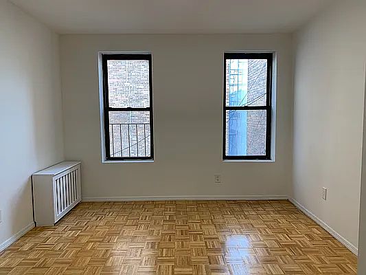 2nd image of 25 Jones St APT 5D