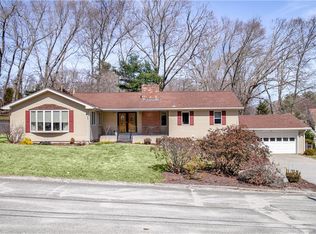 21 Morpheus Dr, Cumberland, RI 02864